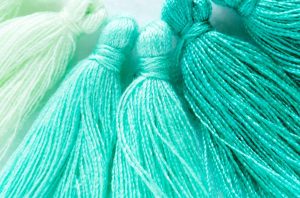 trilobal polyester thread