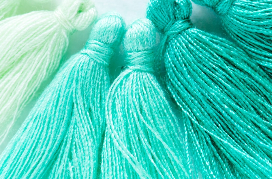 trilobal polyester thread